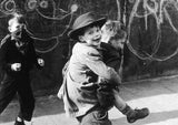 PICTURING THE PAST (Pack of 10): Childhood Memories. ML0145